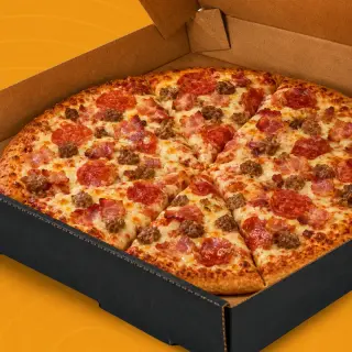 Pizza Tres Carnes